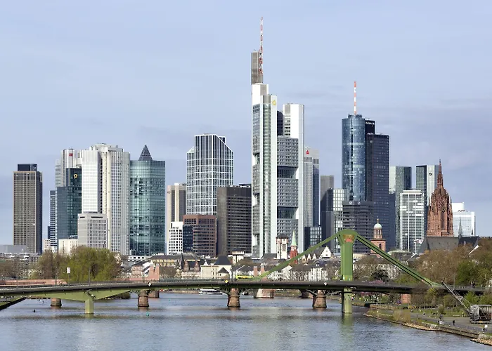 Hilton Garden Frankfurt Centre 4*